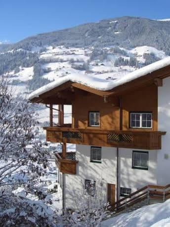 Ferienwohnung Sonnentraum Hainzenberg Εξωτερικό φωτογραφία